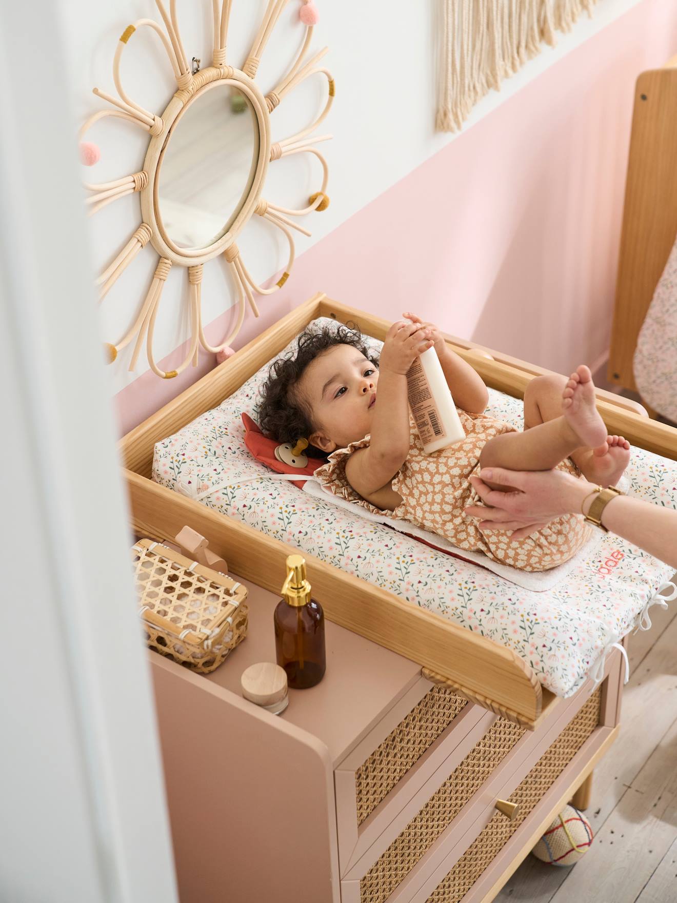 Vertbaudet Kinderzimmer Kommode mit Rattan POESIE - rosa/natur