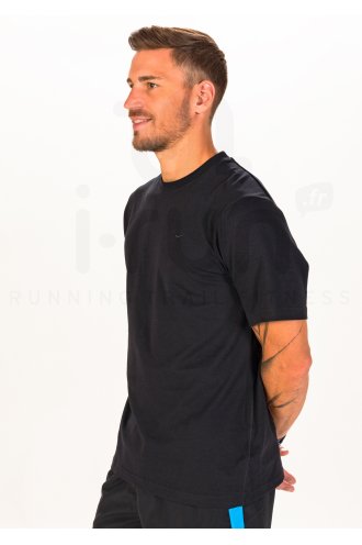 Nike Primary M