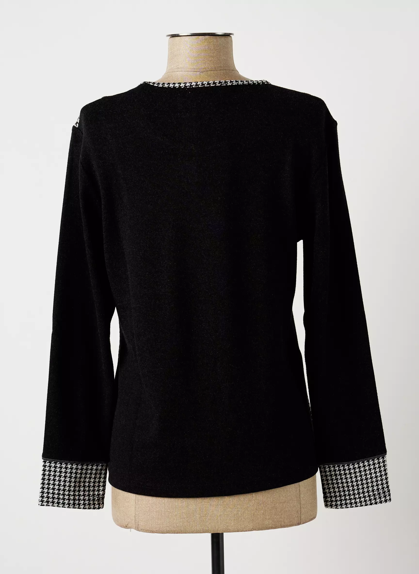 Guy Dubouis Tshirts Femme couleur noir