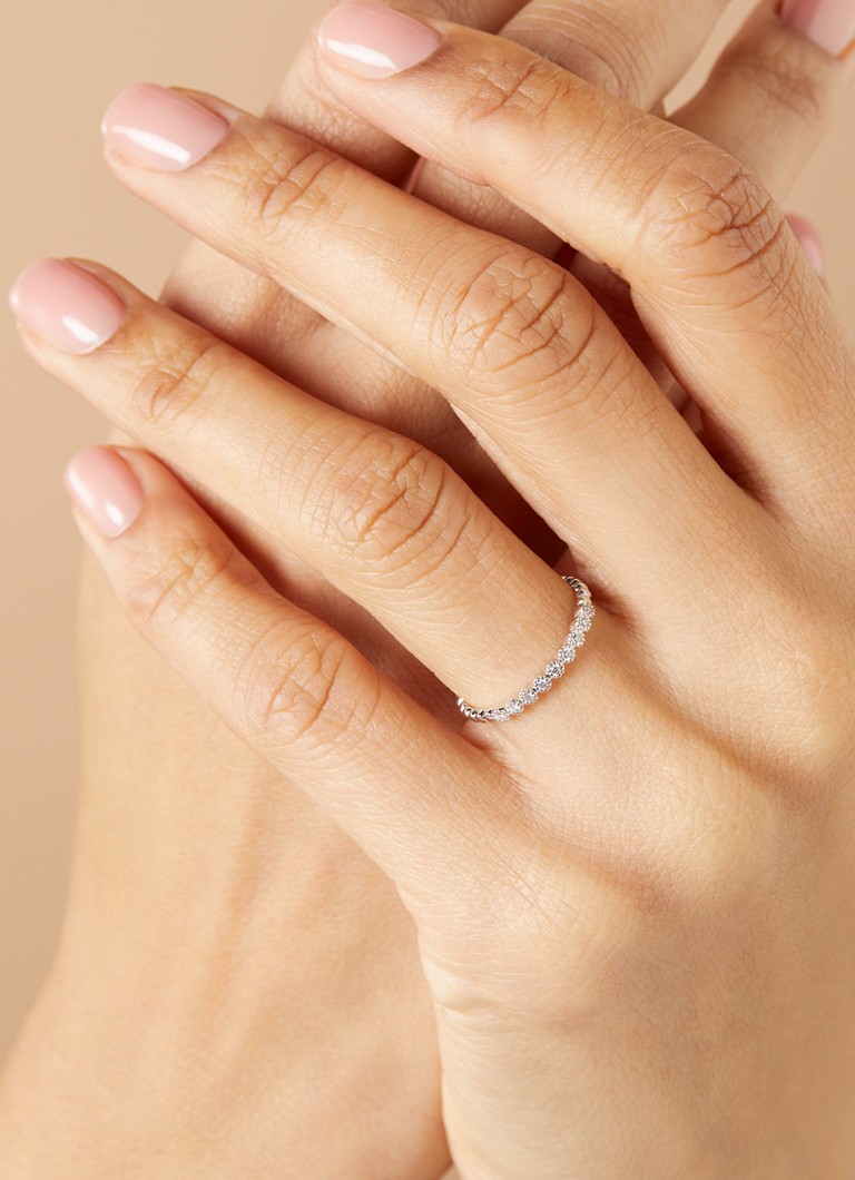 Inel cu vârf de diamant din aur alb și un diamant de 0,09 ct, Joy