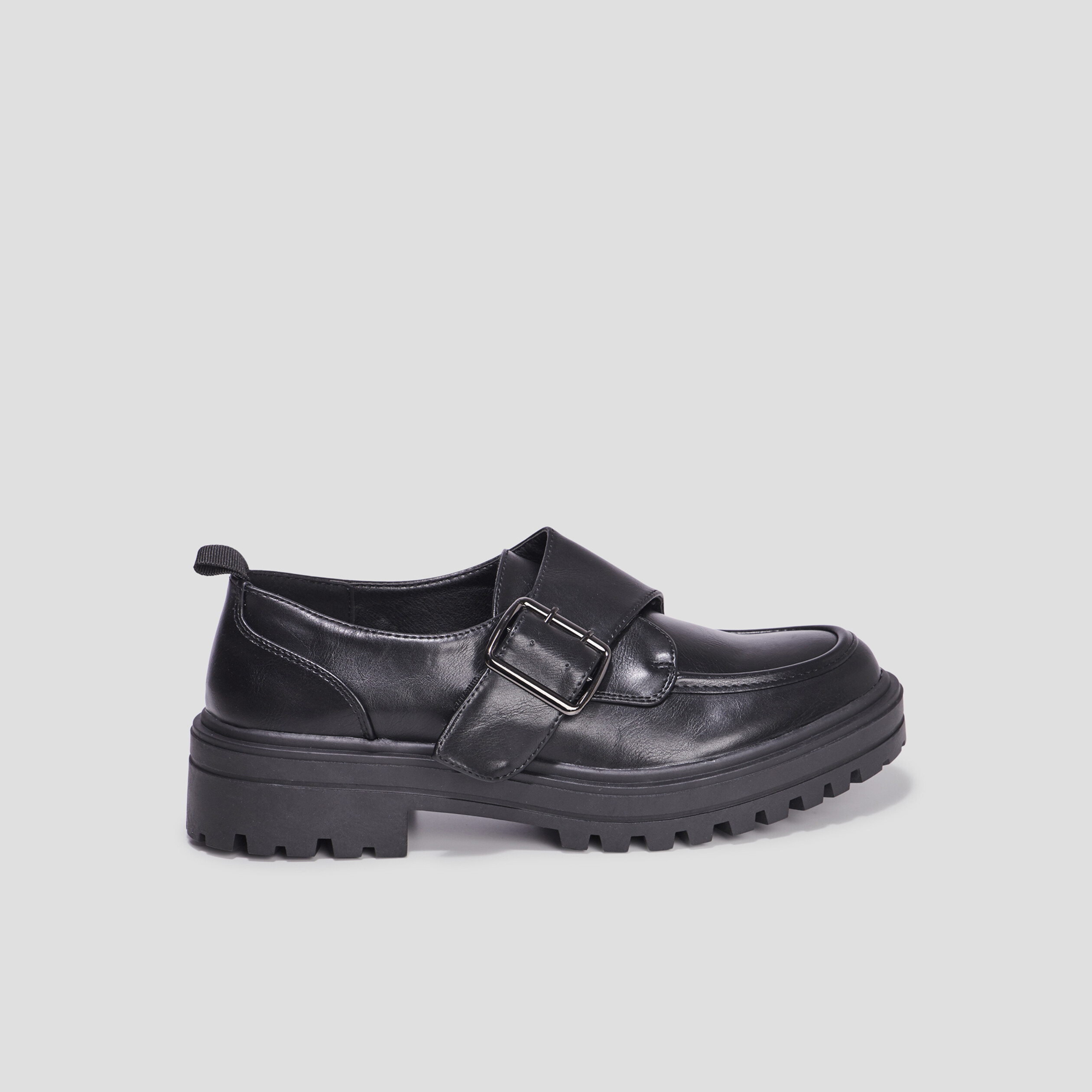 Derbies crantées avec boucle Liberto noir femme | La Halle