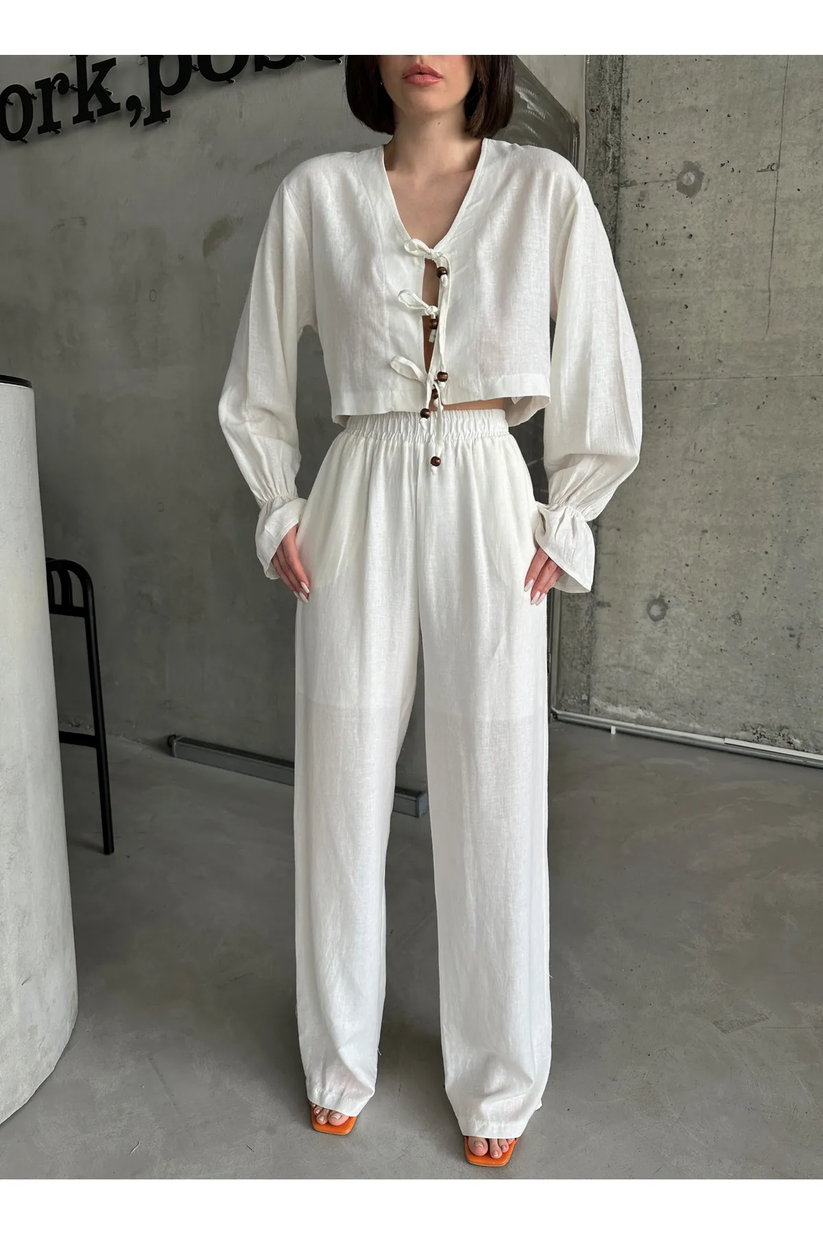 Laluvia  Ecrufarbenes Design-Set aus echtem Leinen