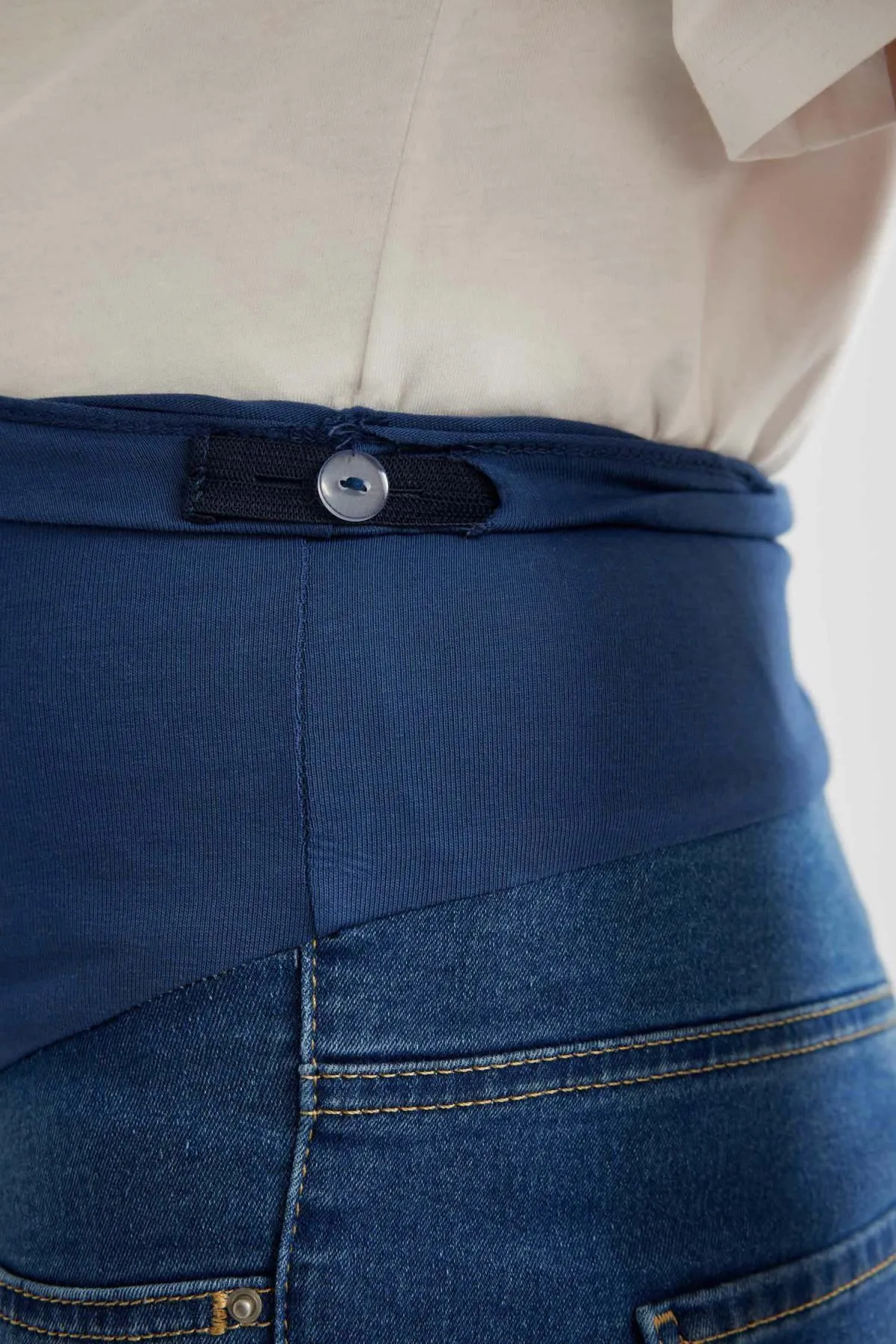 DeFacto  Skinny Fit, extra enge Passform, normale Taille, extra schmales Bein, Umstandshose
