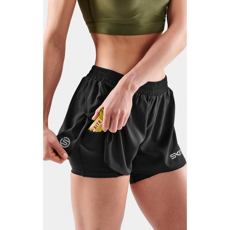 Skins 2-in-1 Superpose Funktionsshorts Damen