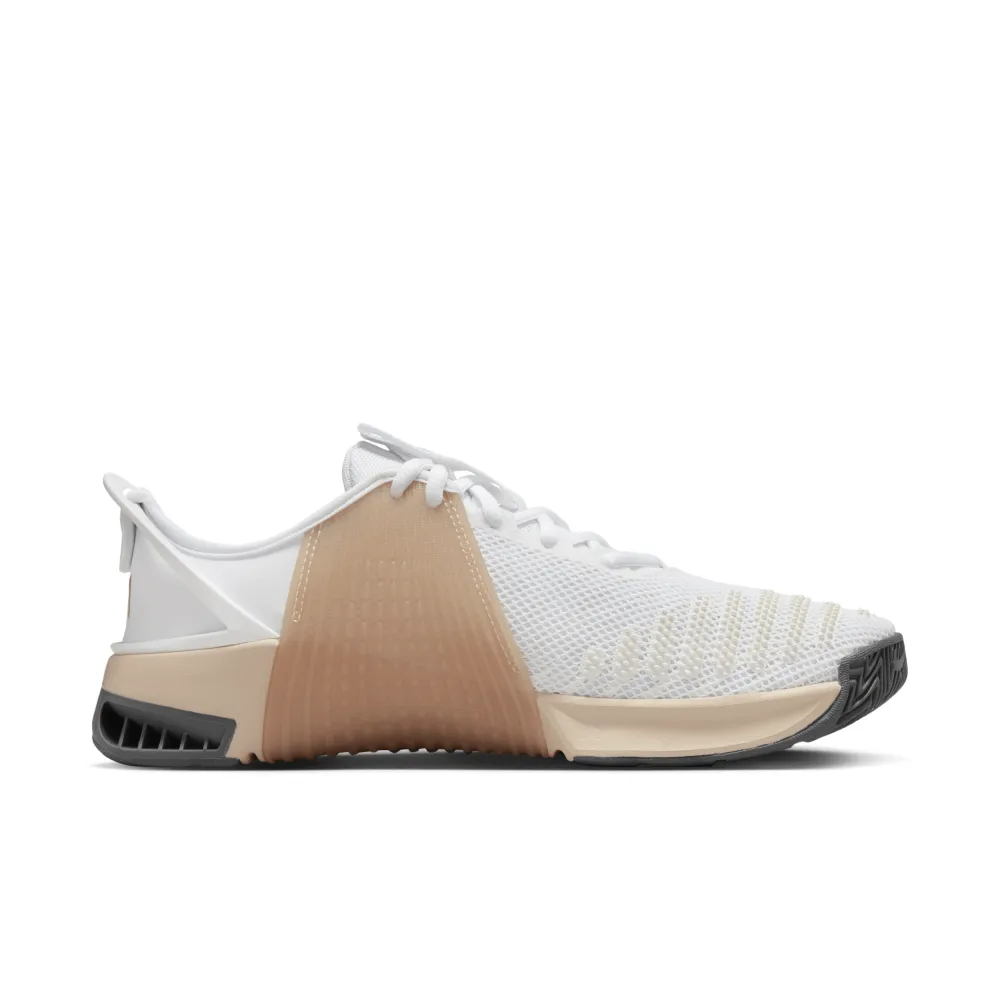 Nike Metcon 9 DZ2540-104 / weiss