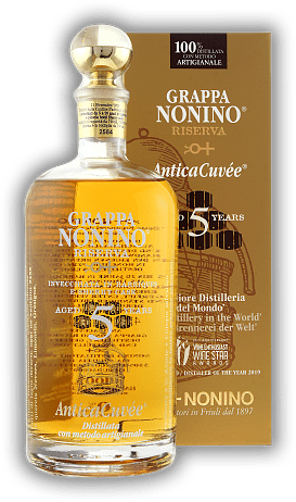 Nonino Grappa Antica Cuvée Riserva Barrique 43% Nonino Grappa Antica Cuvée Riserva Barrique 43% Antica Cuvée ist eine feine Grappamischung, hergestellt aus sorgfältig ausgewähltem Trester und gelagert in kleinen Fässern aus Limousin- und ex-Sherry-Ei