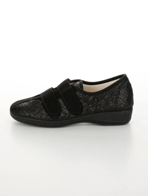 Klettslipper mit verstellbaren Klettverschlüssen
