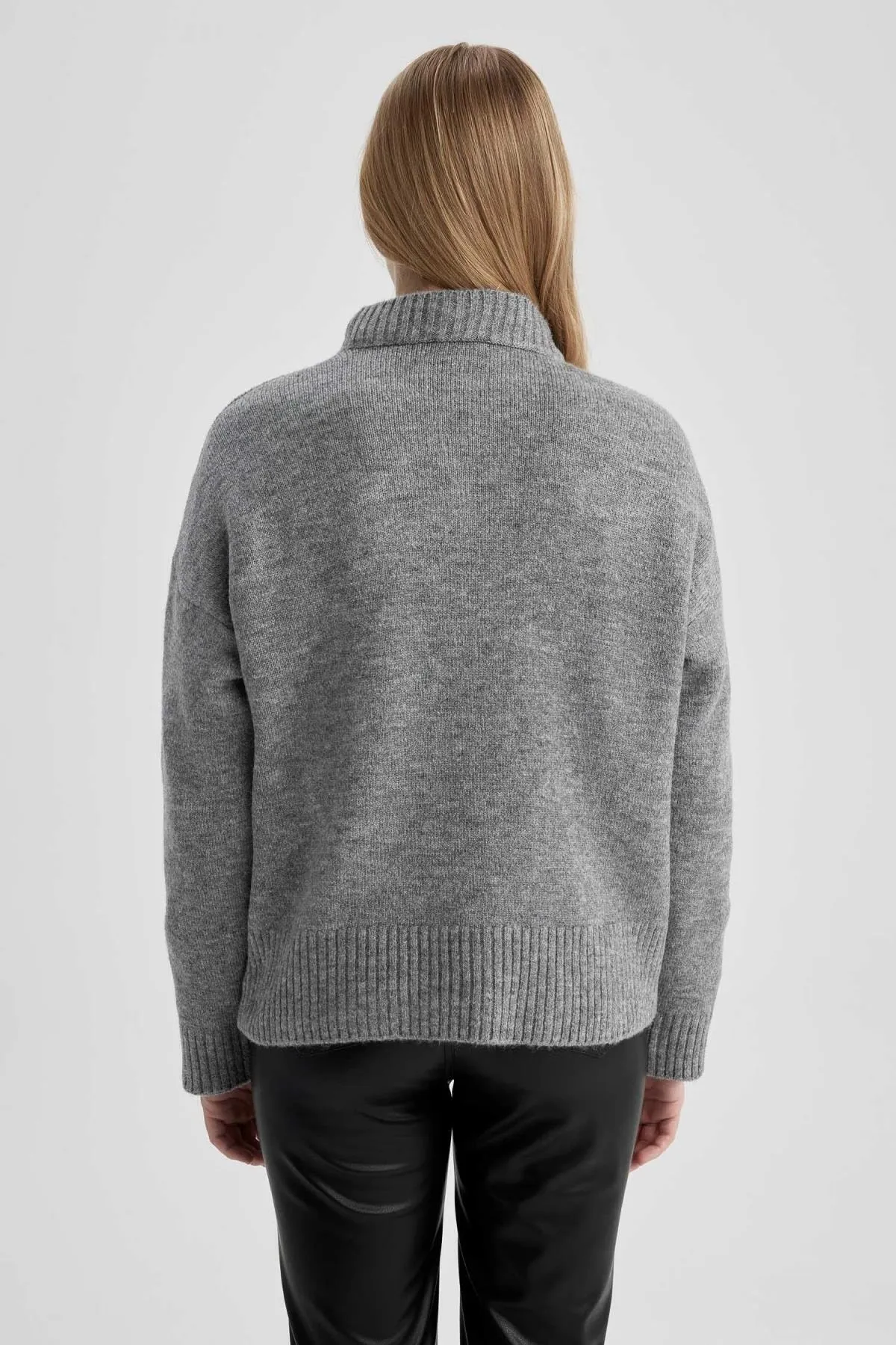 DeFacto  Pullover mit halbem Rollkragen und Oversize-Passform