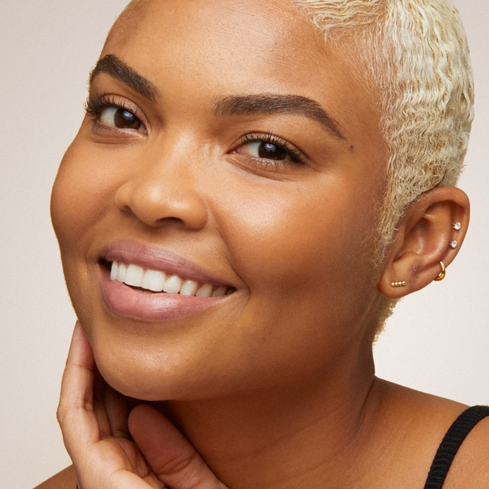 Base de maquillaje Estée Lauder Natural de larga duración con SPF 20