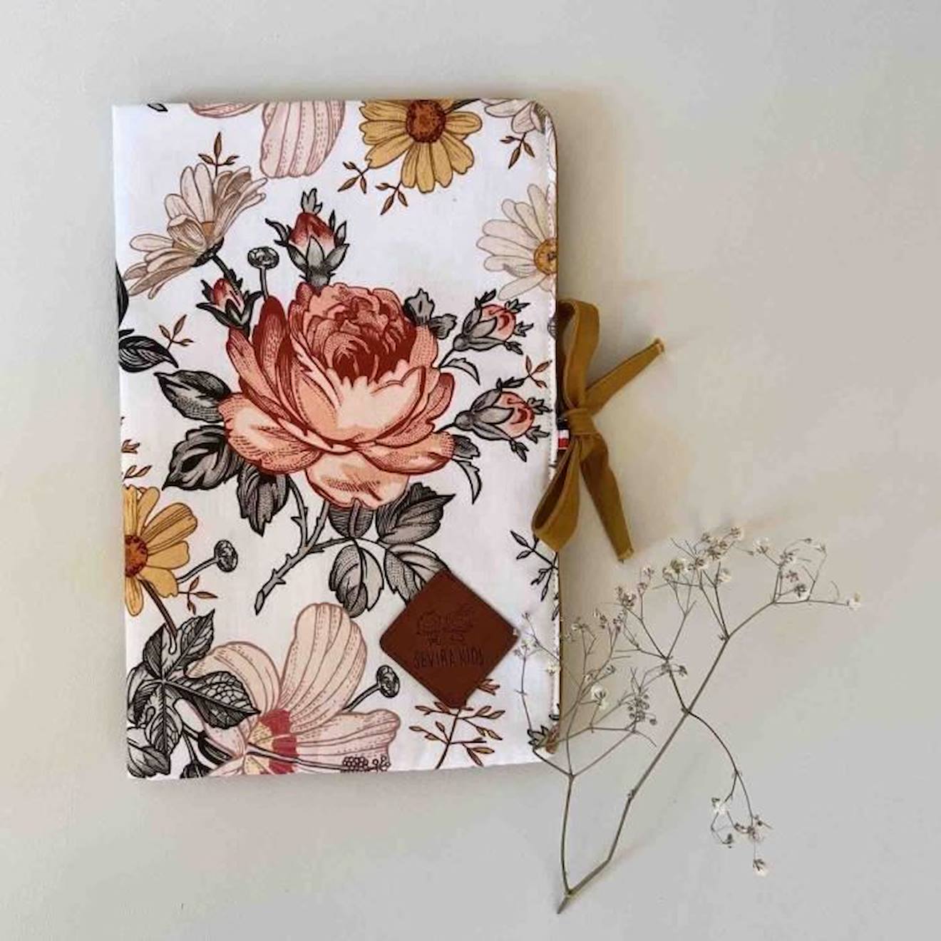 Protége carnet de santé bébé en coton