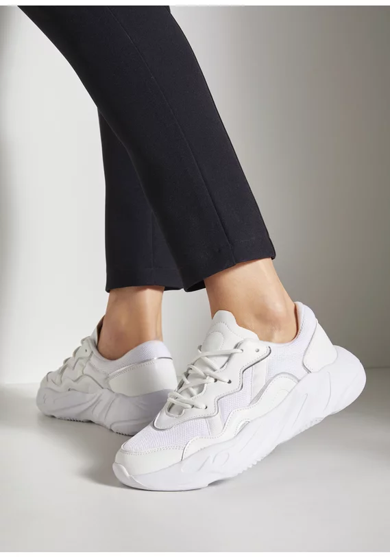 Sneaker