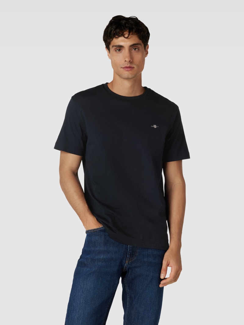 Regular Fit T-Shirt mit Label-Stitching Modell 'SHIELD' in schwarz