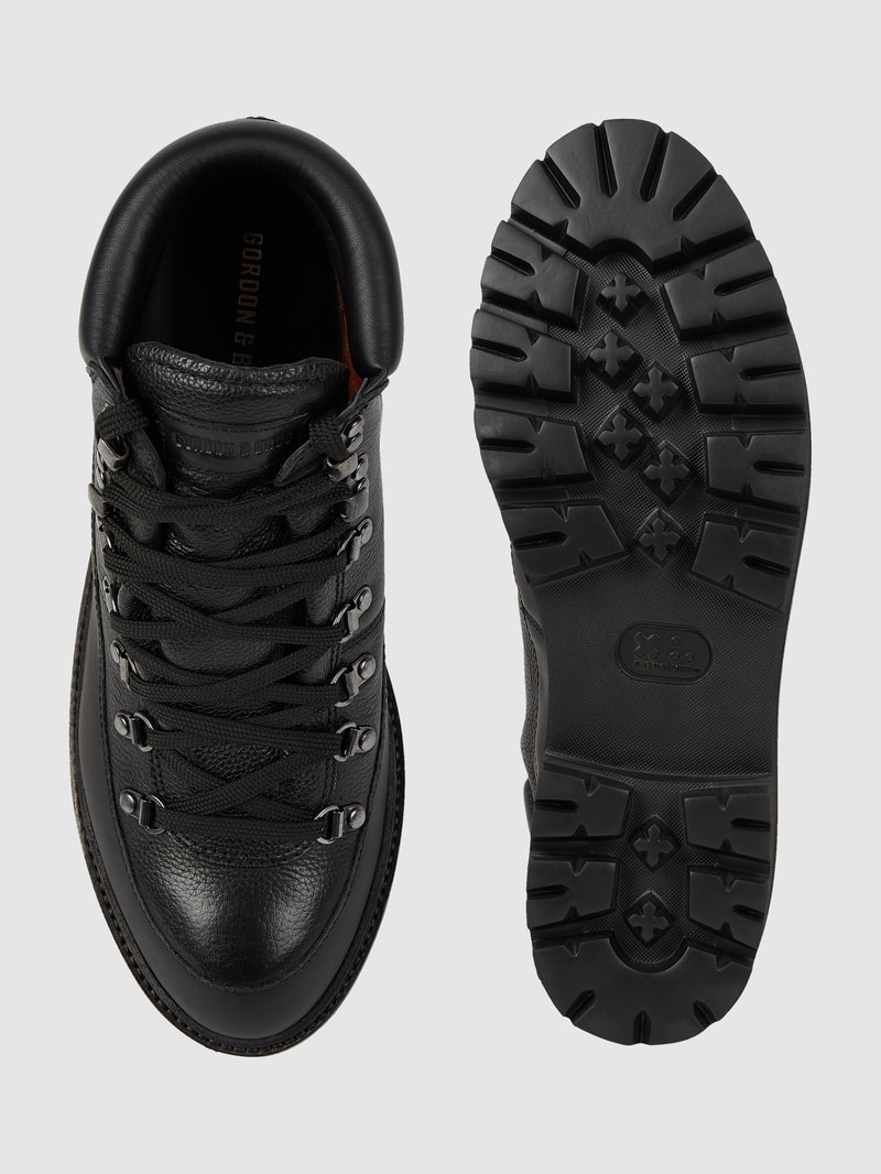Boots in Leder-Optik Modell 'Ken' in schwarz