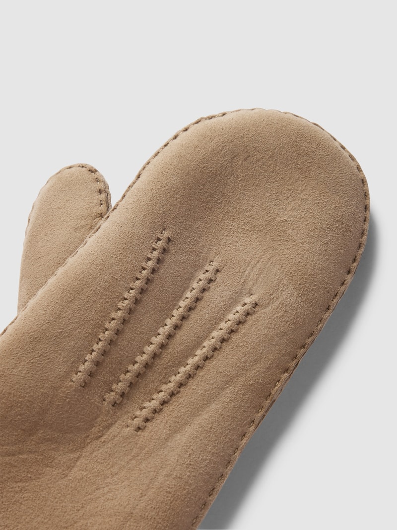 Handschuhe aus Lammfell in beige