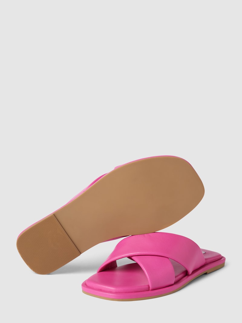 Slides mit gekreuzten Riemen in pink