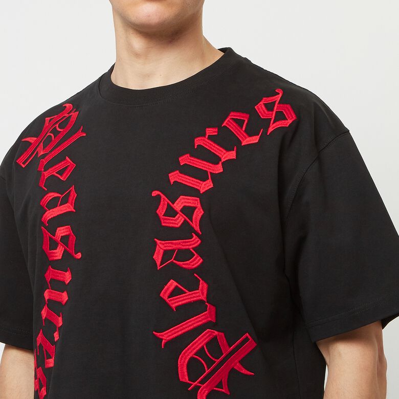 Pleasures Harness Heavyweight T-Shirt black
