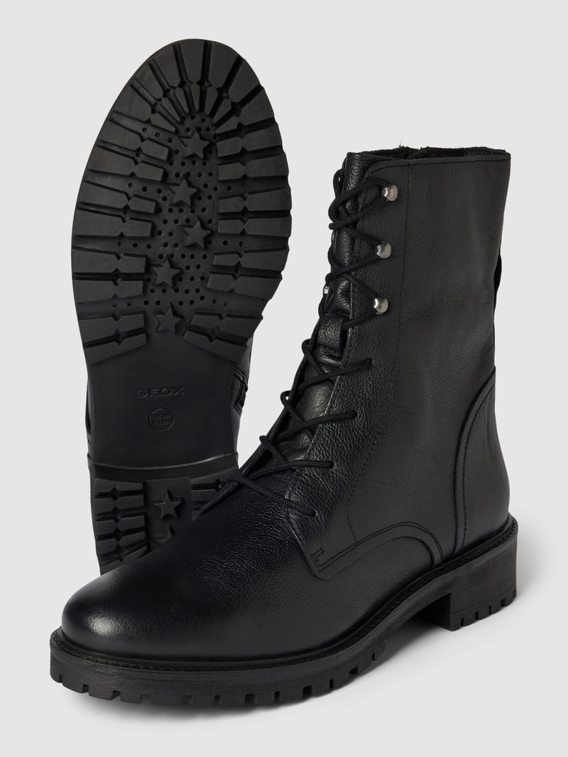 Schnürboots mit Strukturmuster Modell 'HOARA' in schwarz