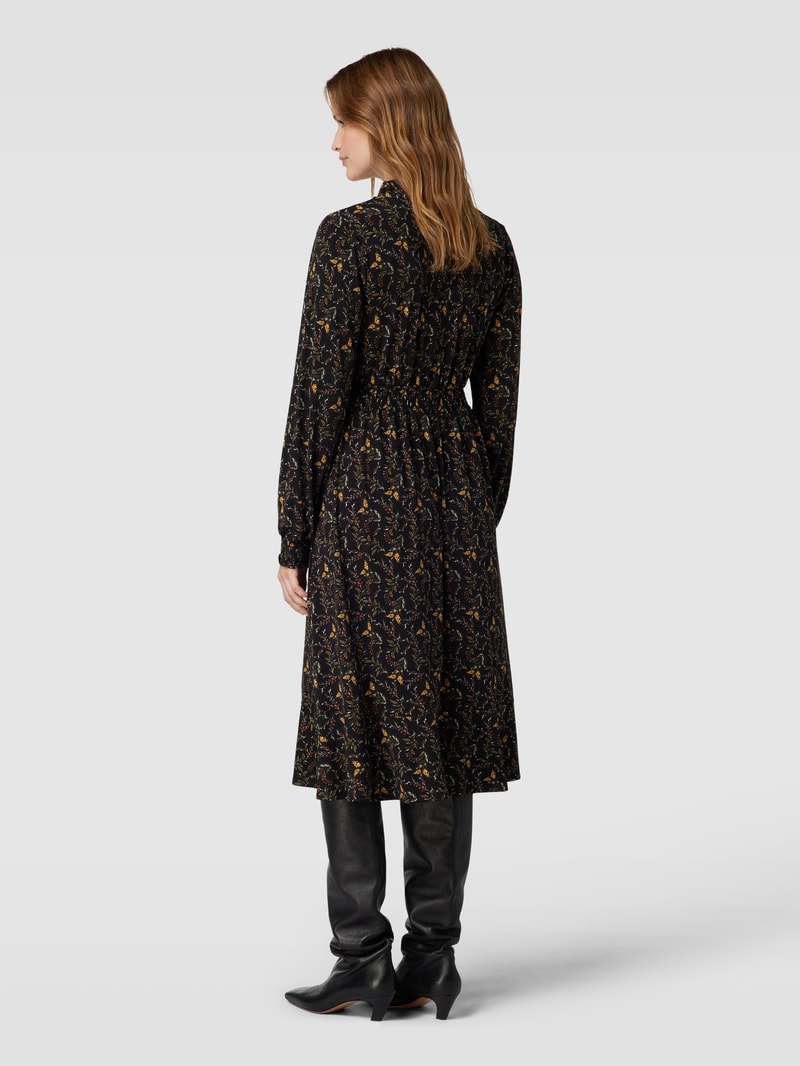 Midikleid mit elastischem Taillenband in schwarz
