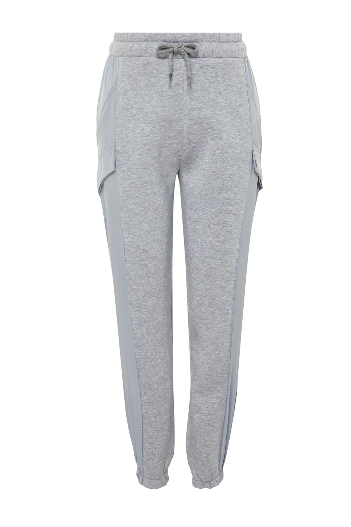 Trendyol Collection  Graue, lockere Jogginghose mit Fallschirmtaschen und dickem Fleece innen, gestrickte Jogginghose TWOAW24EA00003