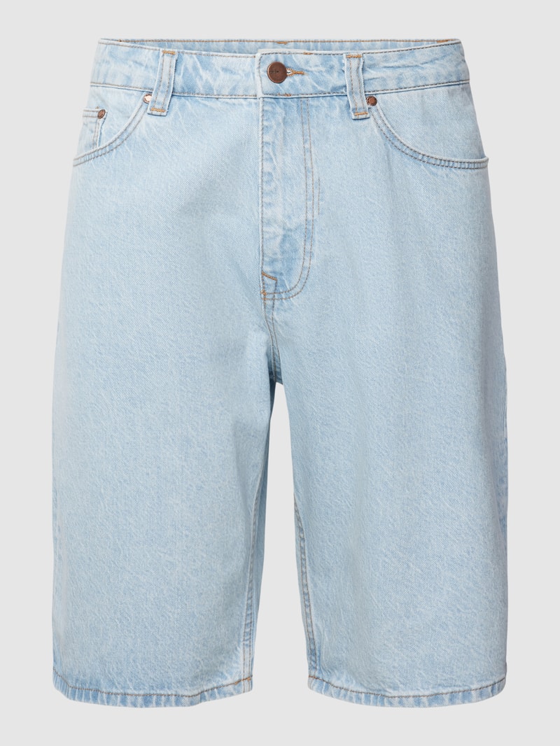 Jeansshorts im 5-Pocket-Design in hellblau