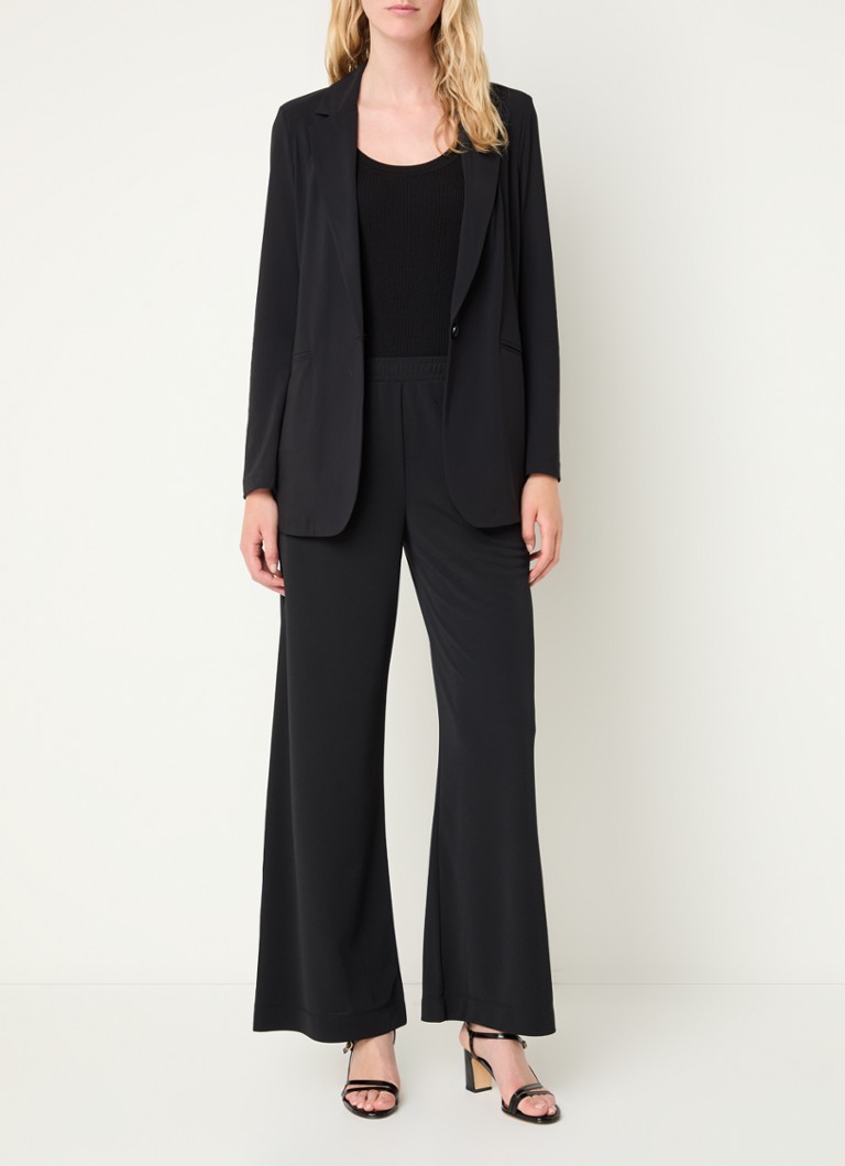 Expresso Blazer with welt pockets and shoulder pads