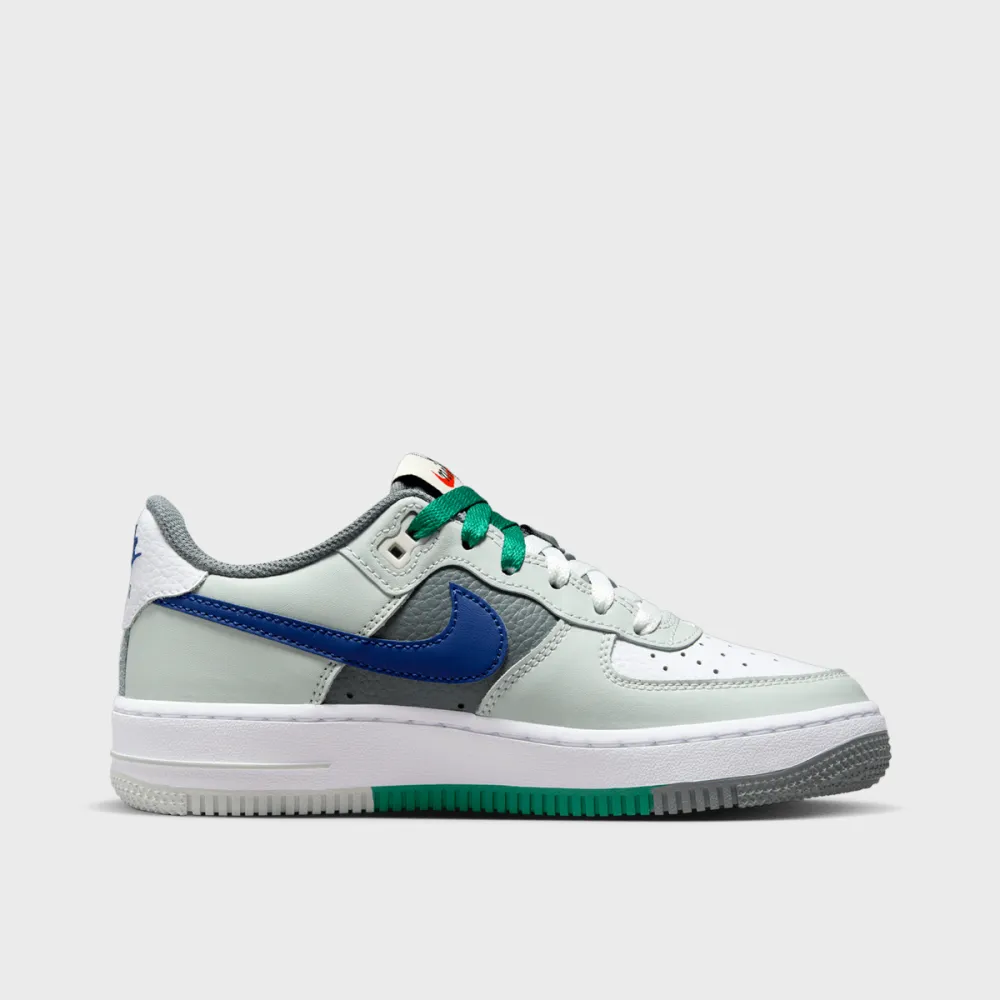 Nike Air Force 1 LV8 GS FB9035-001 / grau