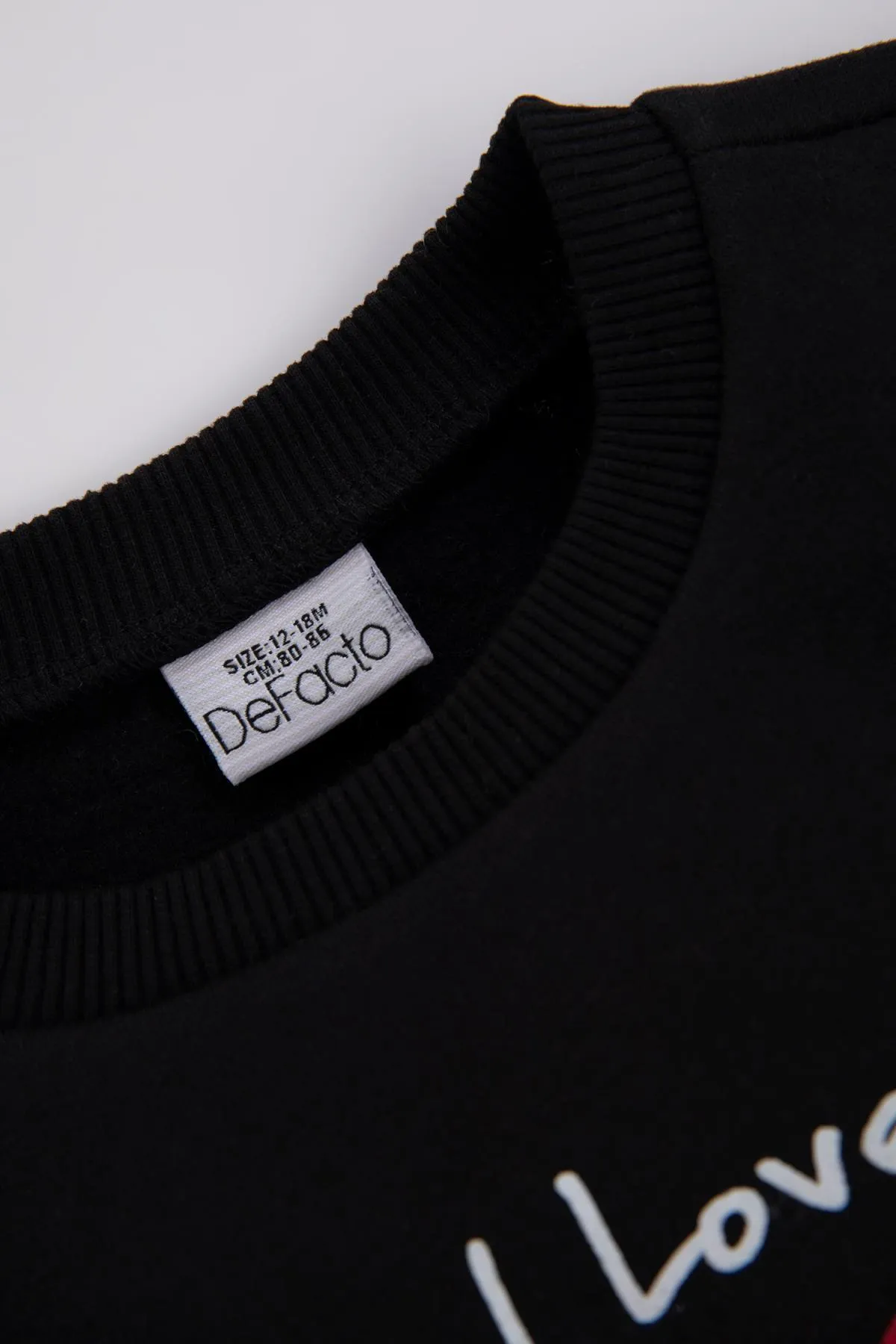 DeFacto  Rundhals-Sweatshirt aus dickem Stoff mit Aufdruck „Mom & Dad“ für Babys und Mädchen