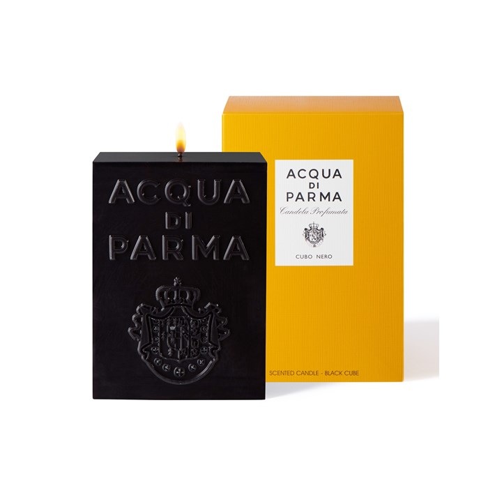 Schwarze Cube Candle Ambra