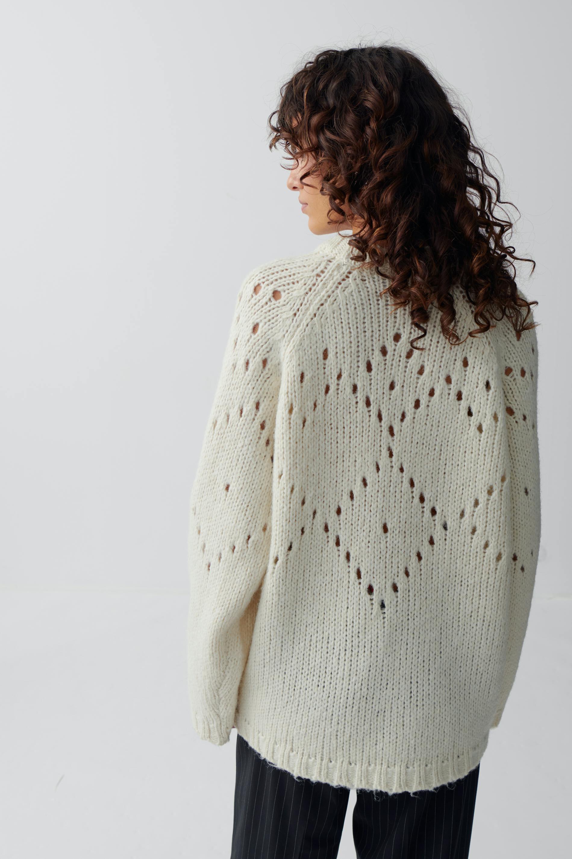 Knitted chunky sweater