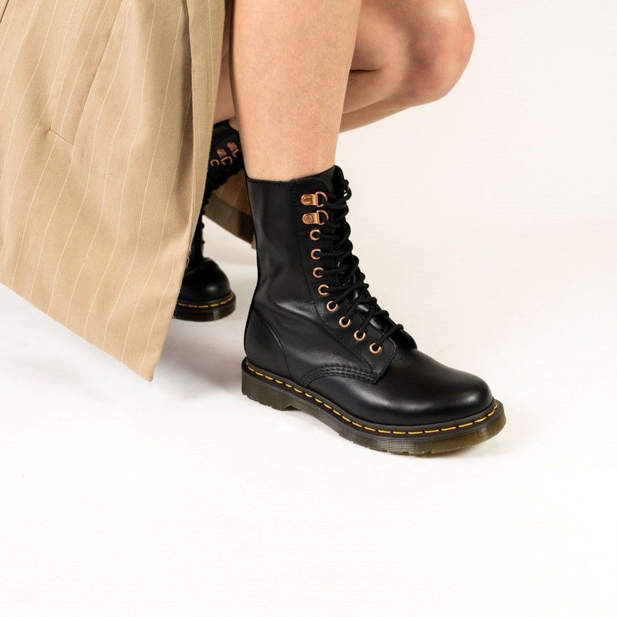 Dr Martens  1490 WANAMA - Noir
