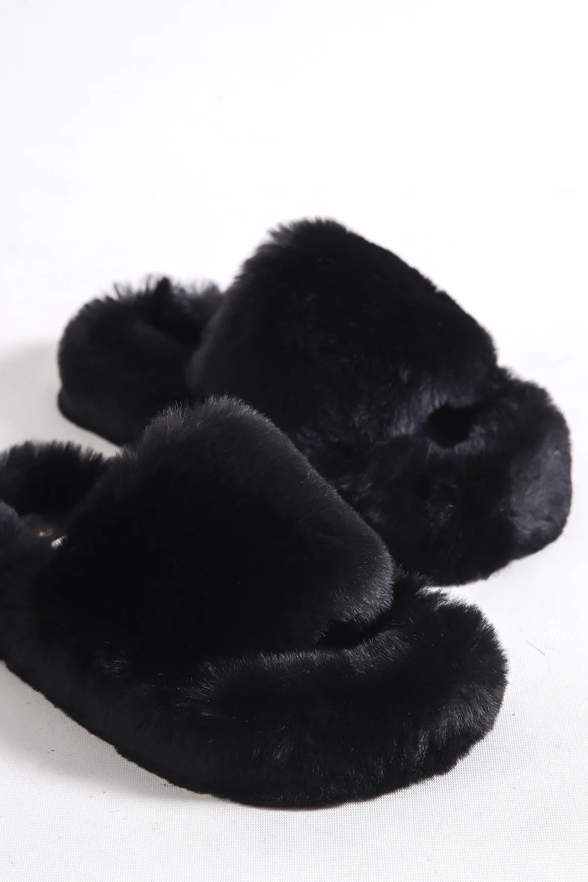 Capone Outfitters  Capone Damen-Hausschuhe