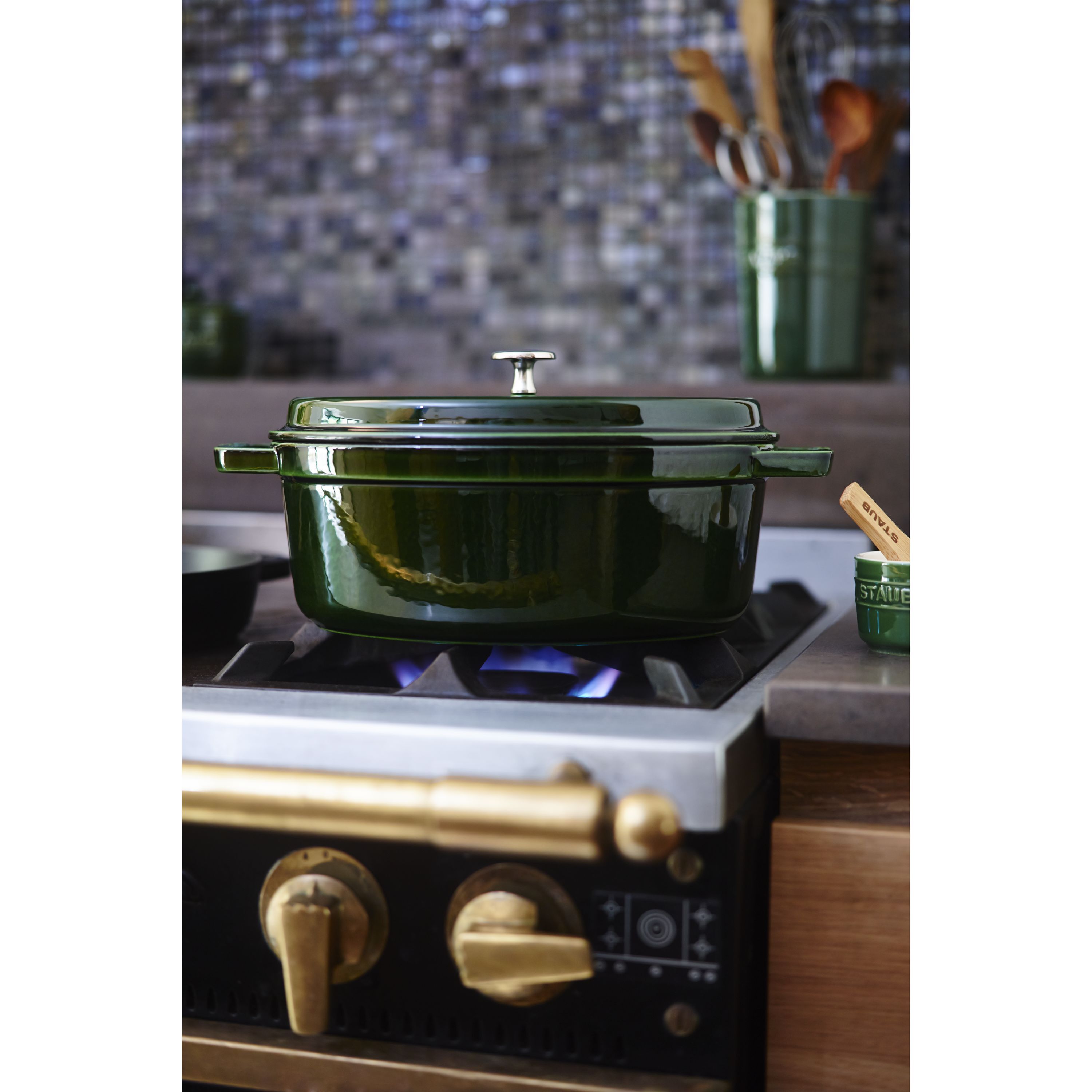 Cocotte 33 cm, oval, Basilikum-Grün, Gusseisen
