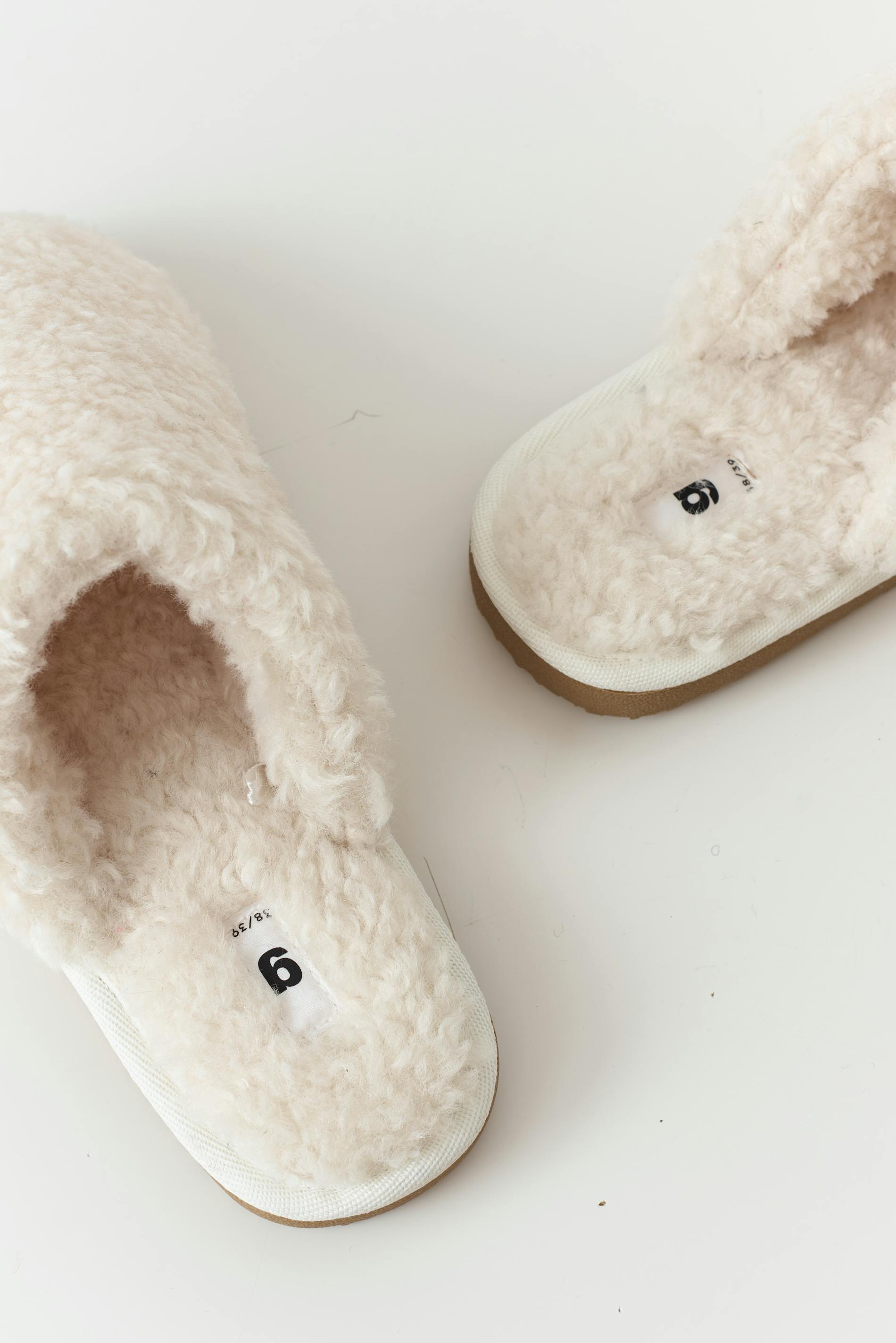 Pile slippers