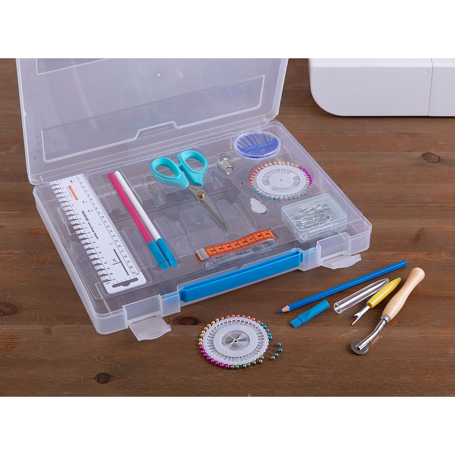 buttinette Sortierbox mit Nähzubehör