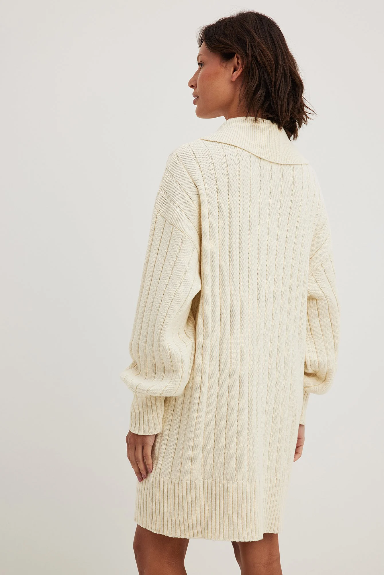 Oversized Strickpullover mit Knopfdetail