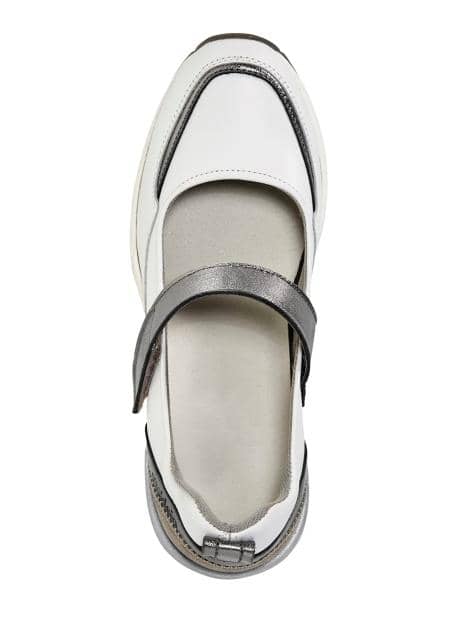 Klettslipper mit besonders hohem Keilabsatz