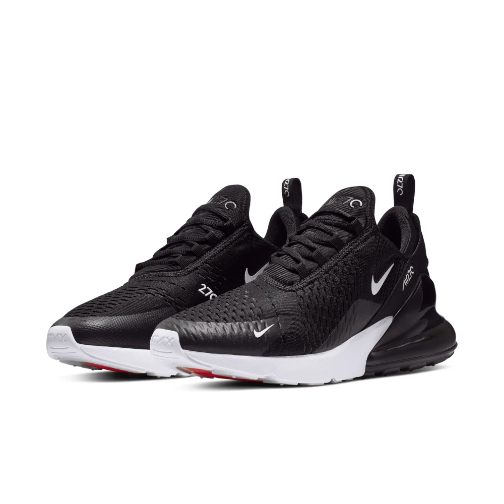 Nike Air Max 270 AH8050-002 / schwarz