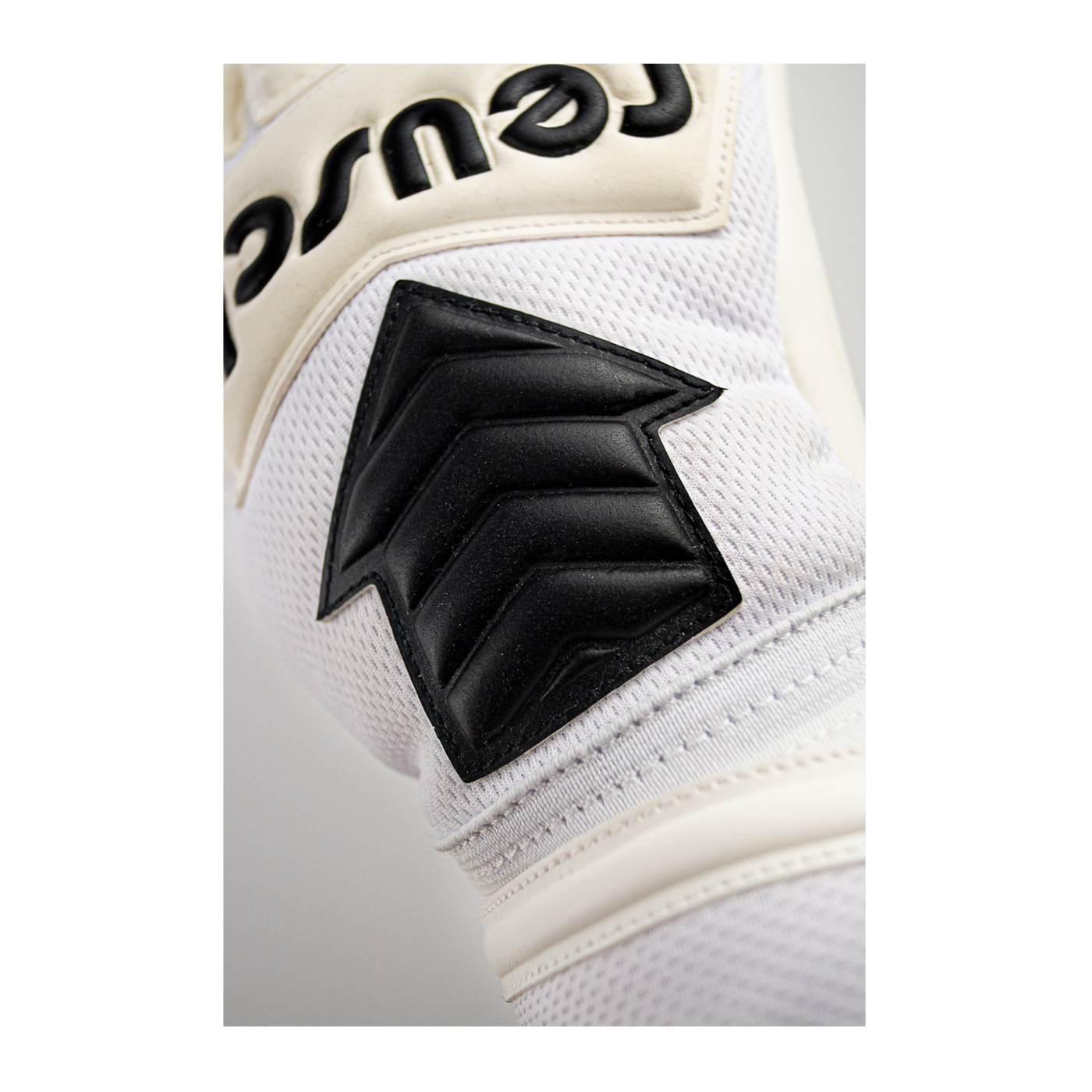 Reusch Legacy Arrow Silver TW-Handschuhe Weiss F1100