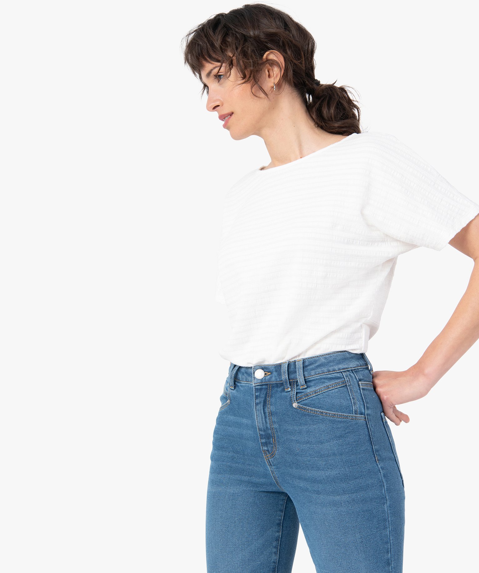 Tee-shirt femme à manches courtes en maille texturée ecru | GEMO