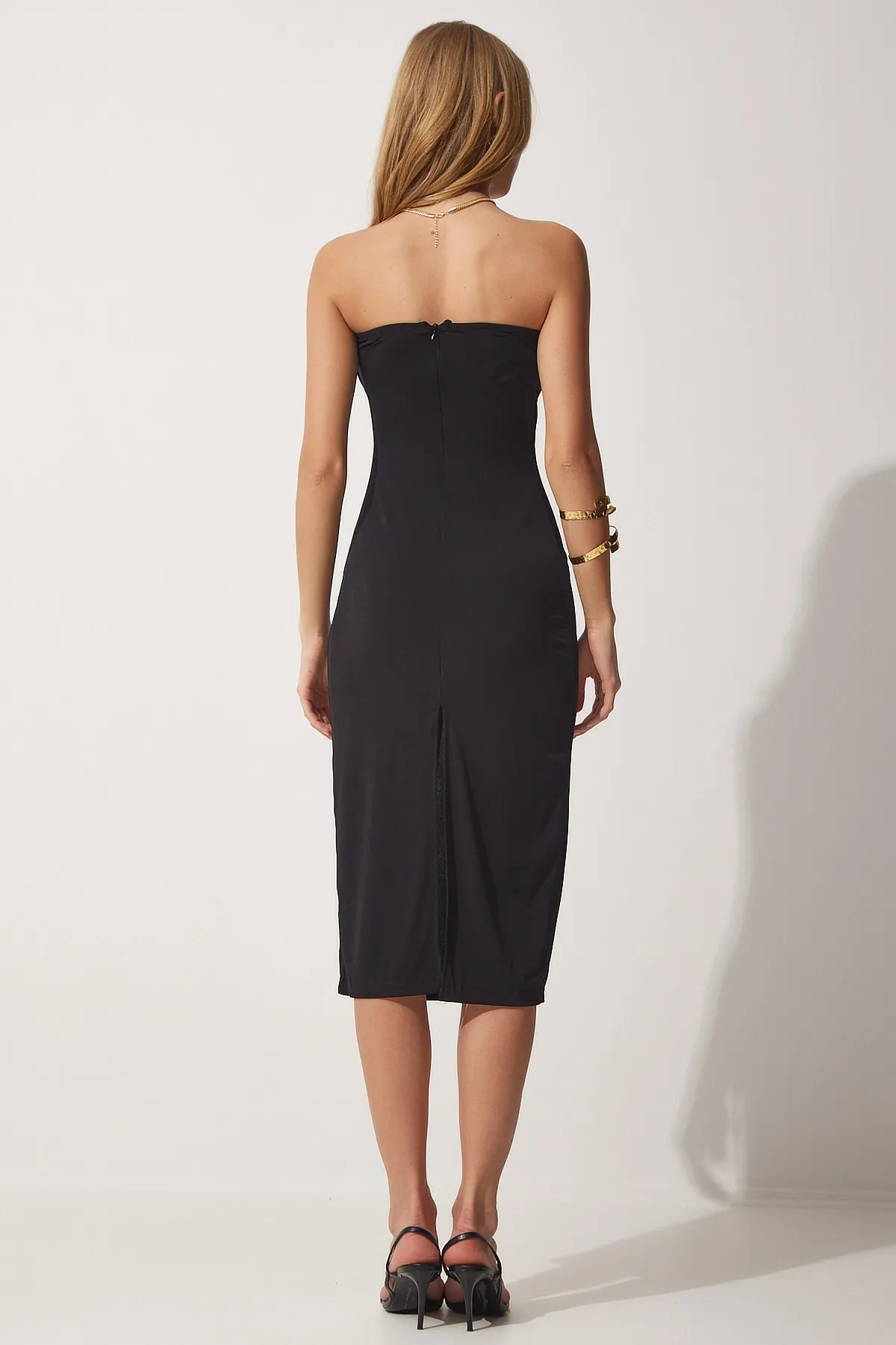 Happiness İstanbul  Trägerloses Sandy-Strickkleid