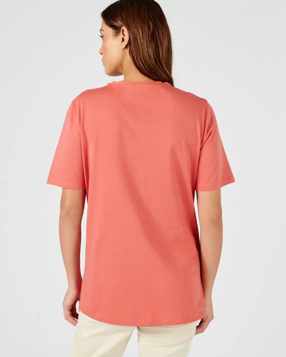 Tee-shirt col rond fantaisie en pur coton.