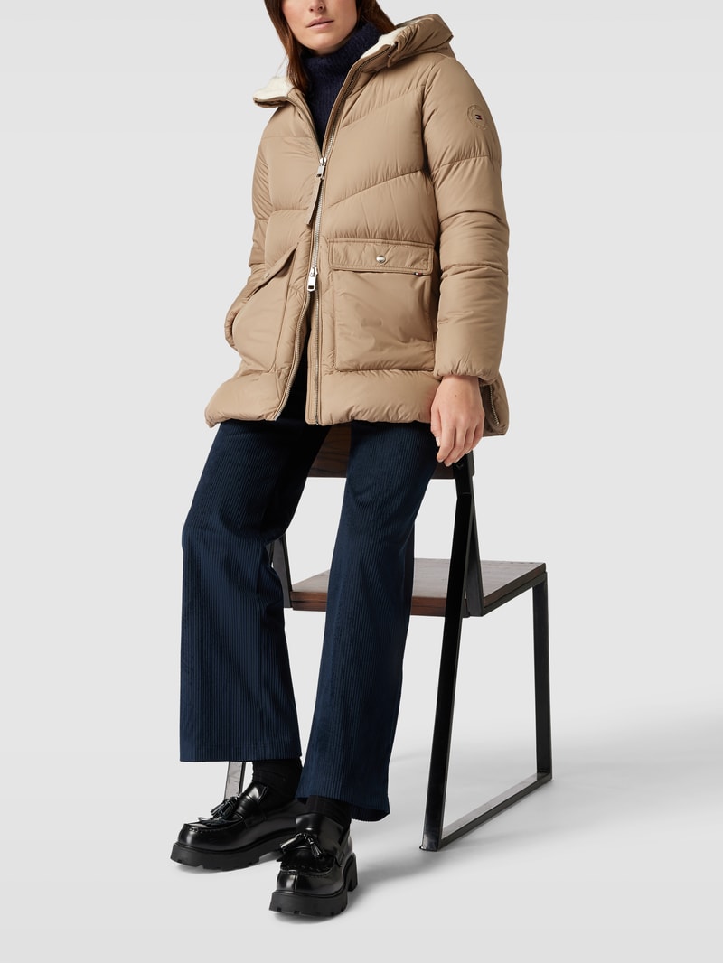 Steppjacke mit Label-Stitching Modell 'SORONA' in beige