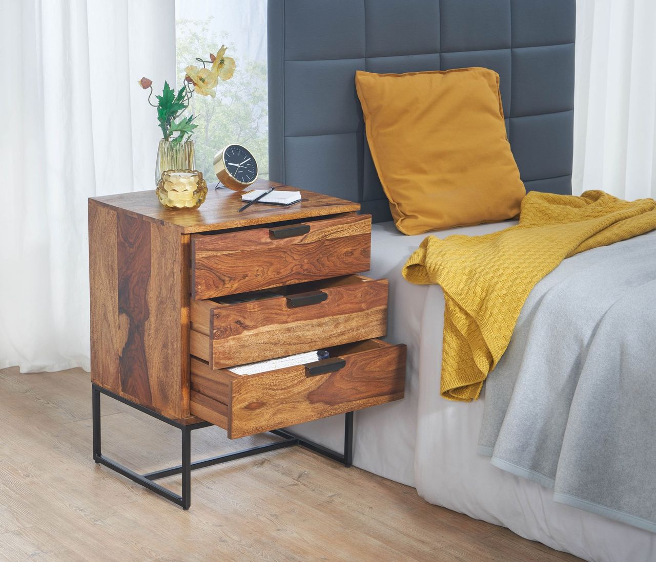 Skyport WOHNLING Nachttisch Boxspringbett Massivholz 50x40x65 cm Nachtkommode Schubladen