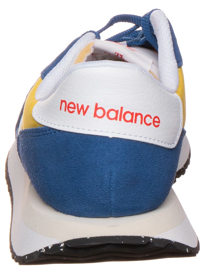 New Balance Sneakers 