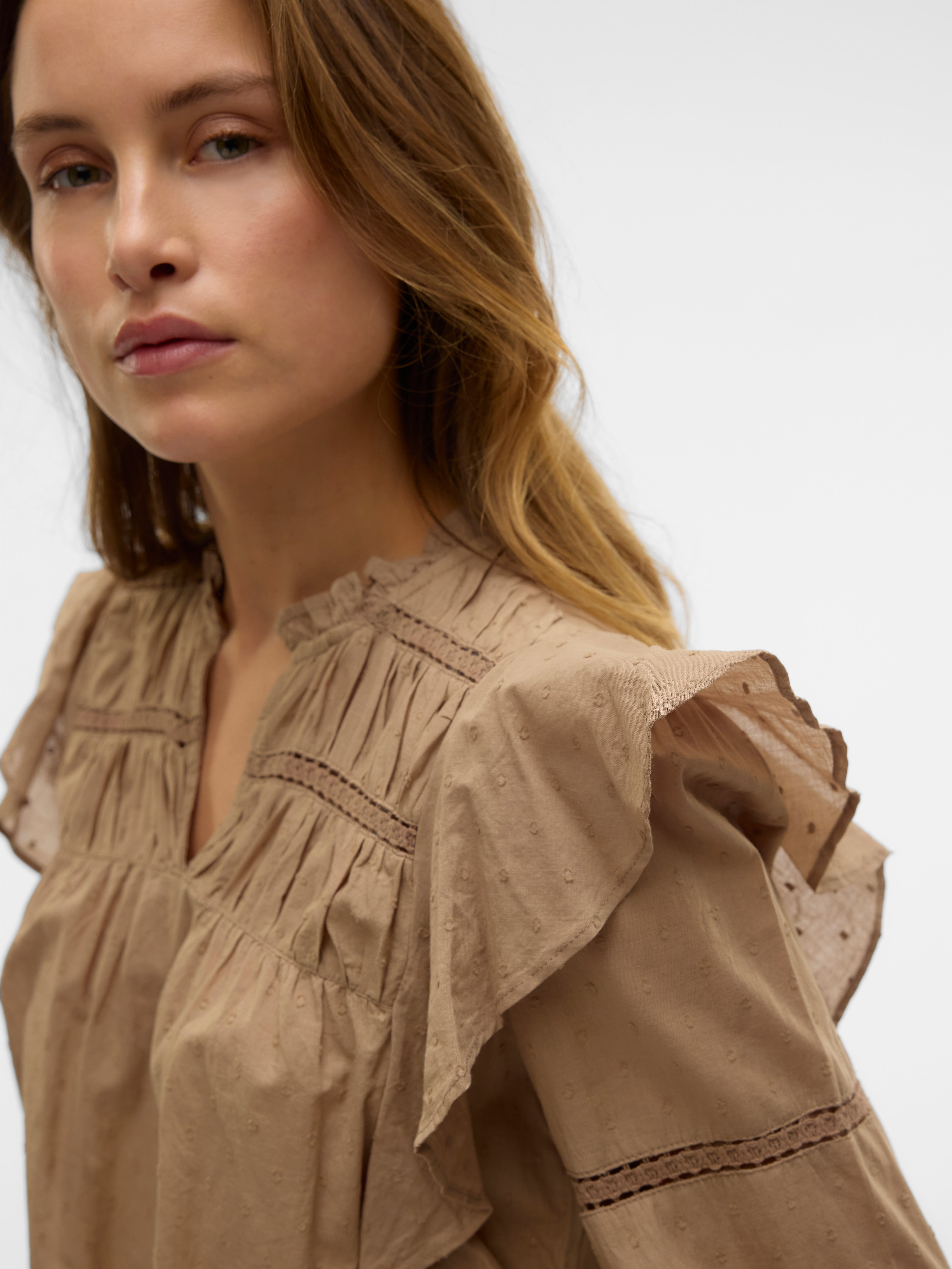 VMTRINE Top