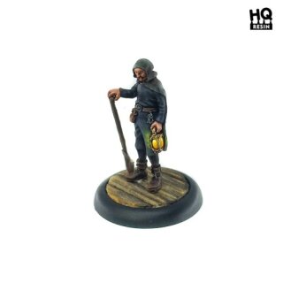 HQ Resin - Gunter the Gravedigger
