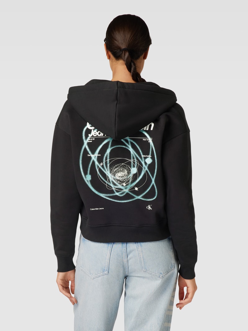 Sweatjacke mit Kapuze in black