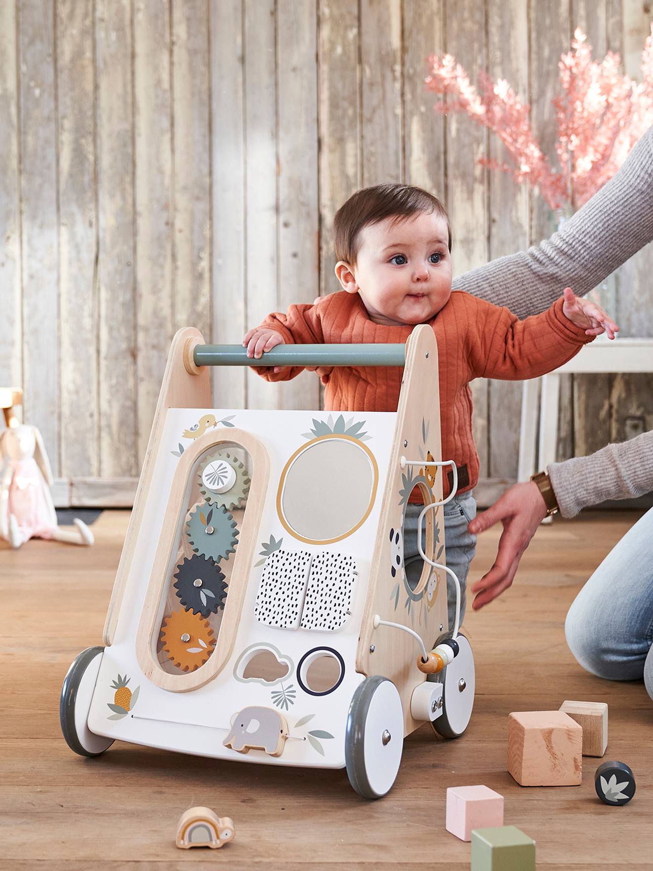 Chariot de marche avec freins HANOÏ en bois FSC® multicolore