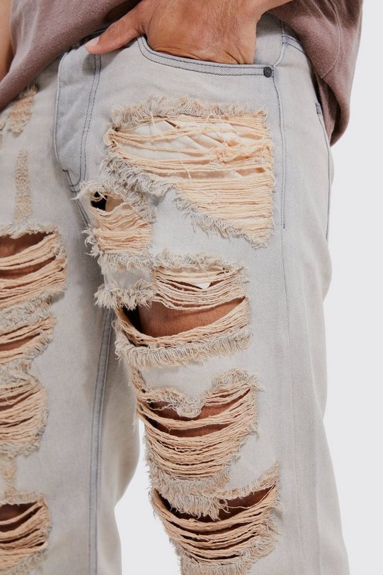 Gerade Jeans mit Rissen