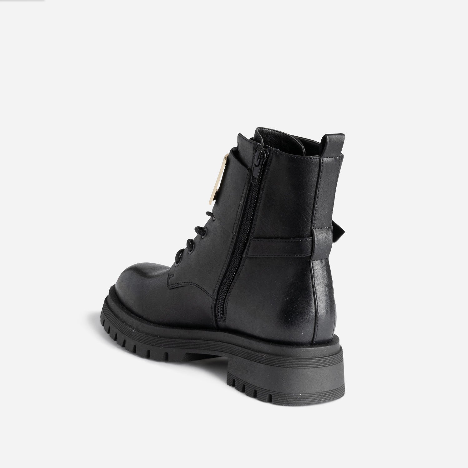 Bottine noire éco-conçue avec boucle